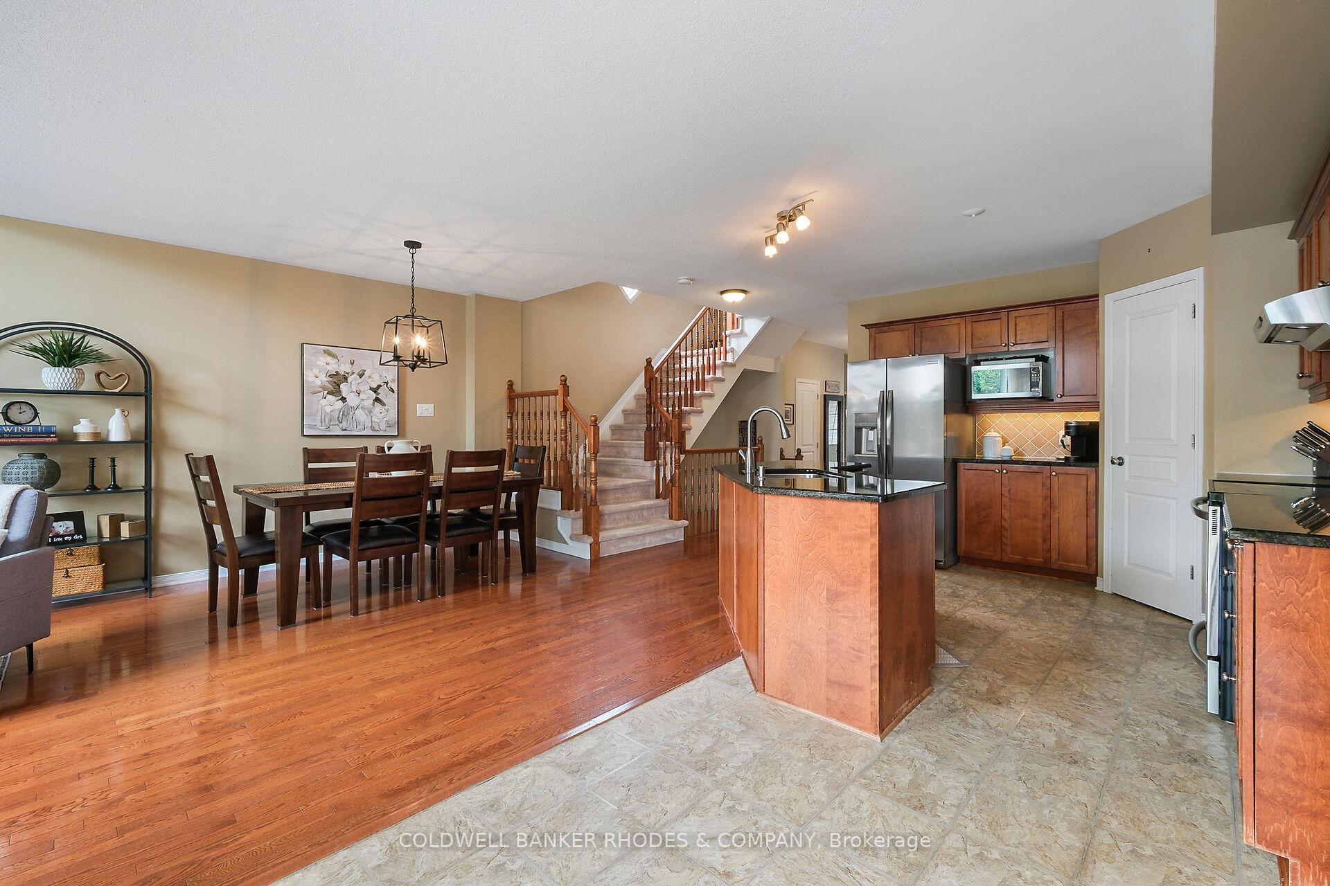 Photo 11 of 175 Destiny Private, Ottawa, Fallingbrook/Gardenway South — HOMEH