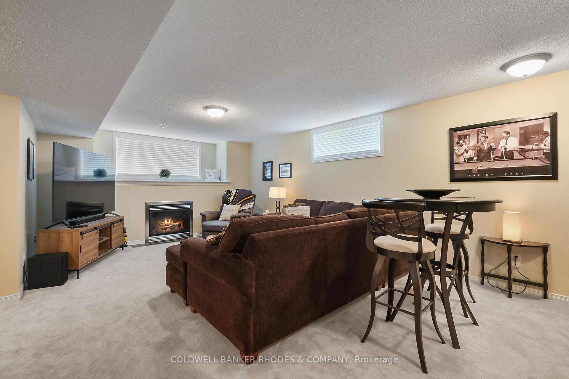Photo 32 of 175 Destiny Private, Ottawa, Fallingbrook/Gardenway South — HOMEH