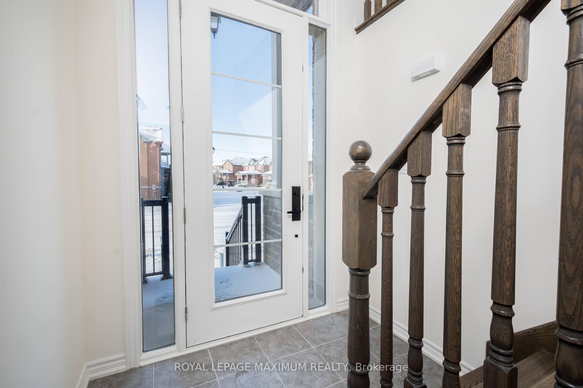 Photo 3 of 295 Swan Park Road, Markham, Greensborough — HOMEH