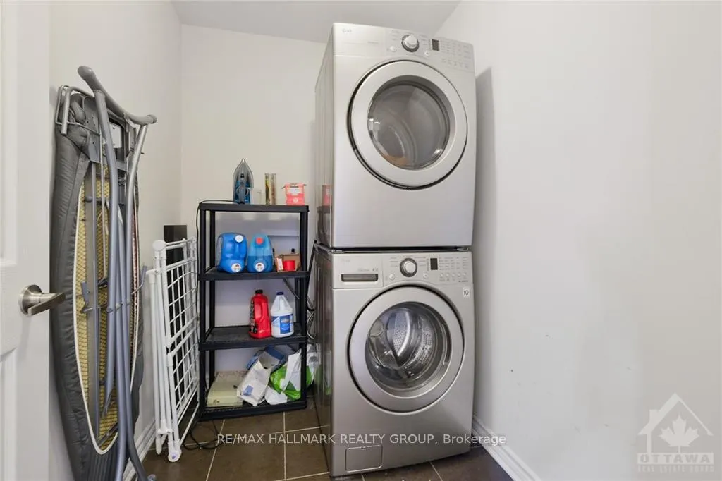 Photo 11 of 54 Luminescence Way, Ottawa, Notting Hill/Summerside — HOMEH