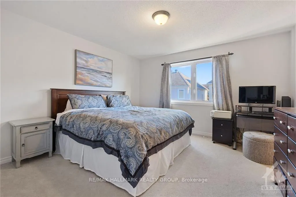 Photo 13 of 54 Luminescence Way, Ottawa, Notting Hill/Summerside — HOMEH