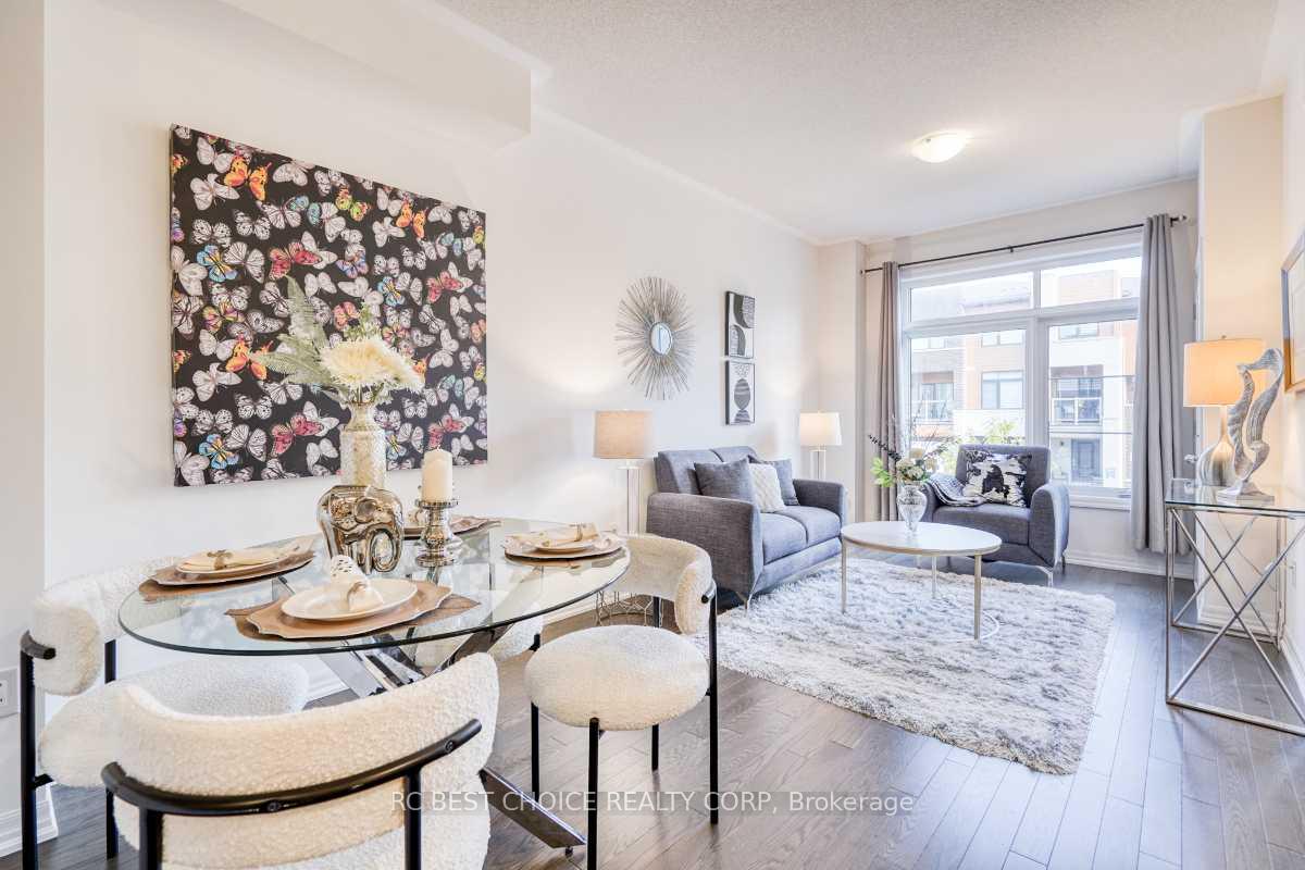 Photo 2 of 24 Delano Way, Newmarket, Woodland Hill — HOMEH