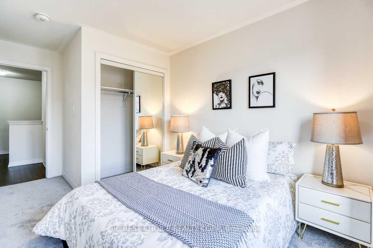 Photo 15 of 24 Delano Way, Newmarket, Woodland Hill — HOMEH