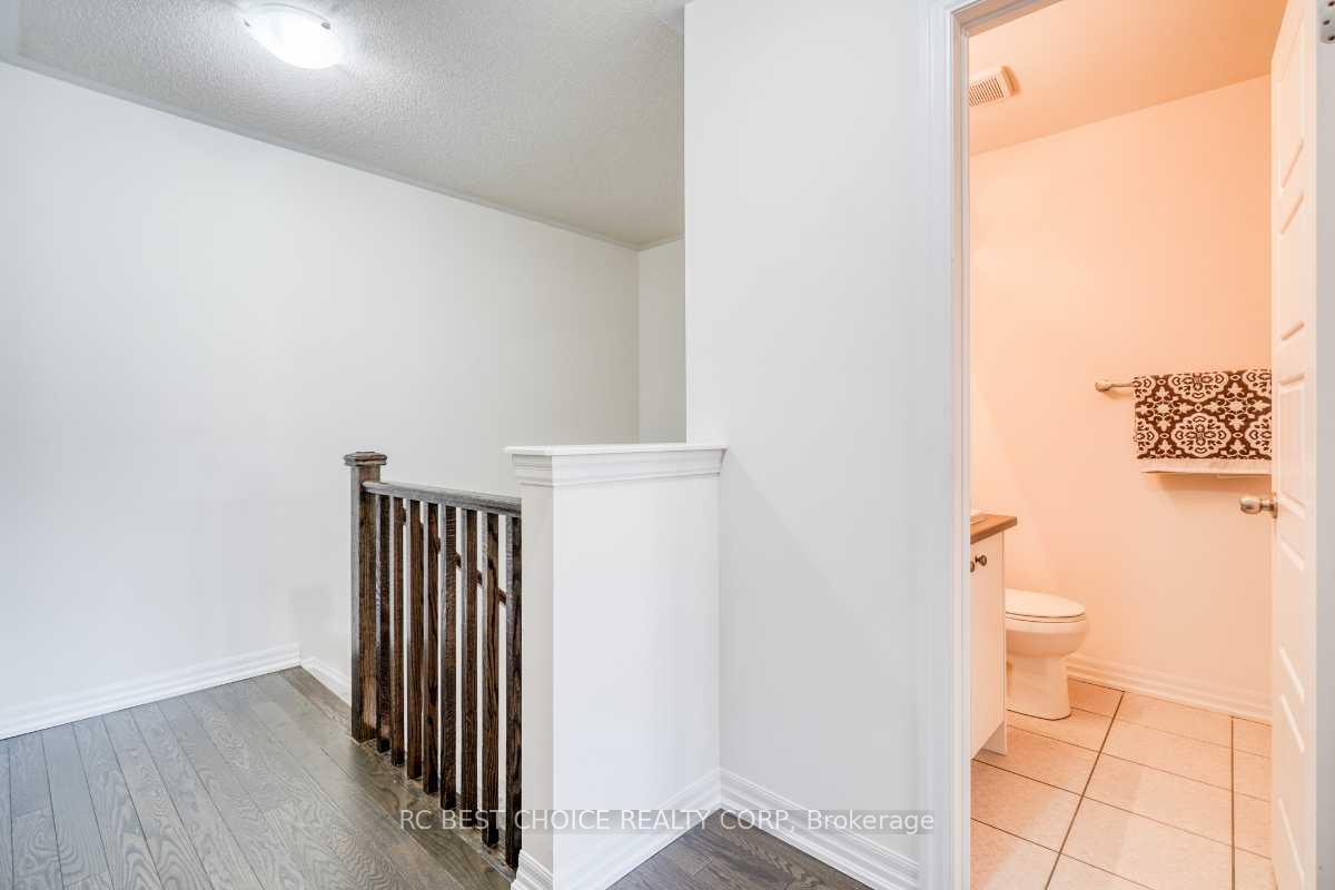 Photo 18 of 24 Delano Way, Newmarket, Woodland Hill — HOMEH