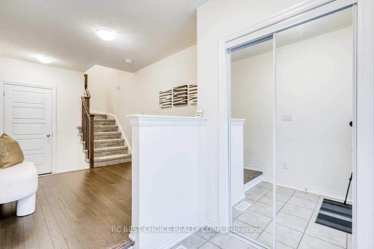 Photo 27 of 24 Delano Way, Newmarket, Woodland Hill — HOMEH