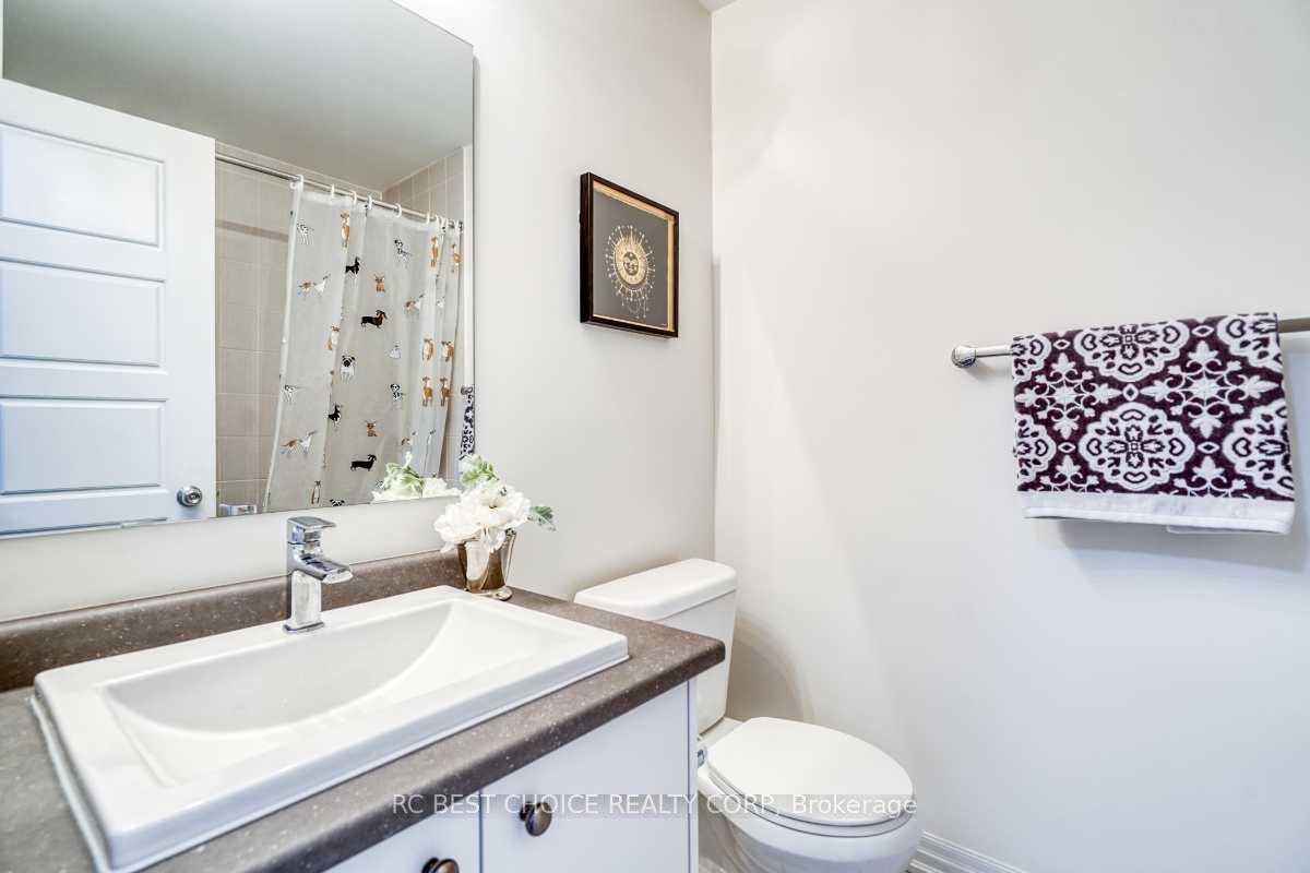 Photo 34 of 24 Delano Way, Newmarket, Woodland Hill — HOMEH