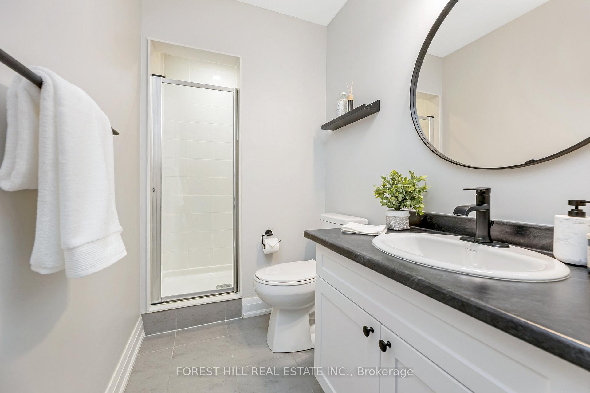 Photo 15 of 972 Hickory Crescent, Milton, Cobban — HOMEH