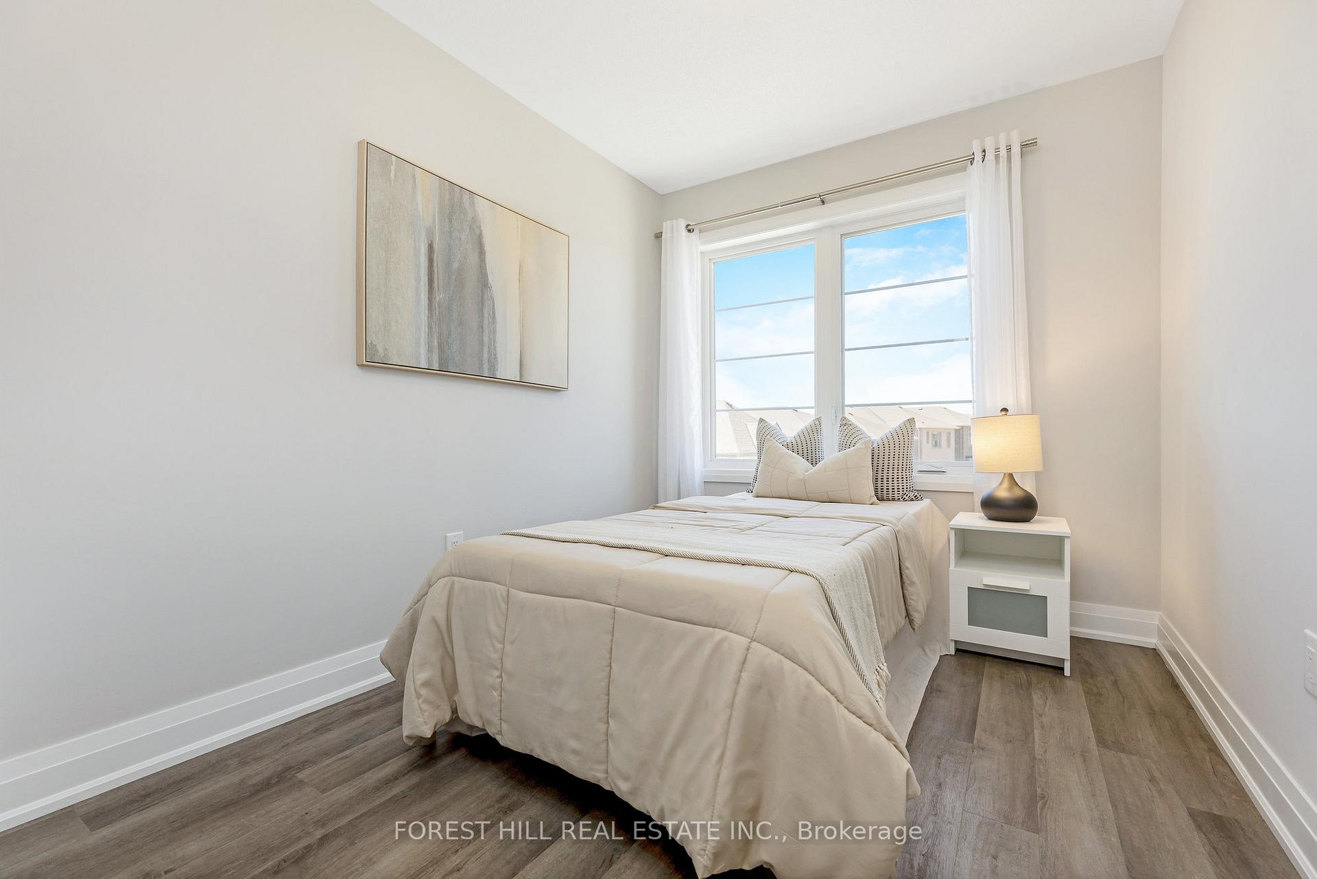 Photo 16 of 972 Hickory Crescent, Milton, Cobban — HOMEH