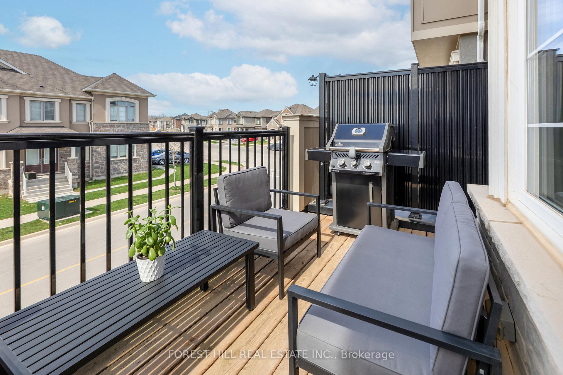 Photo 20 of 972 Hickory Crescent, Milton, Cobban — HOMEH