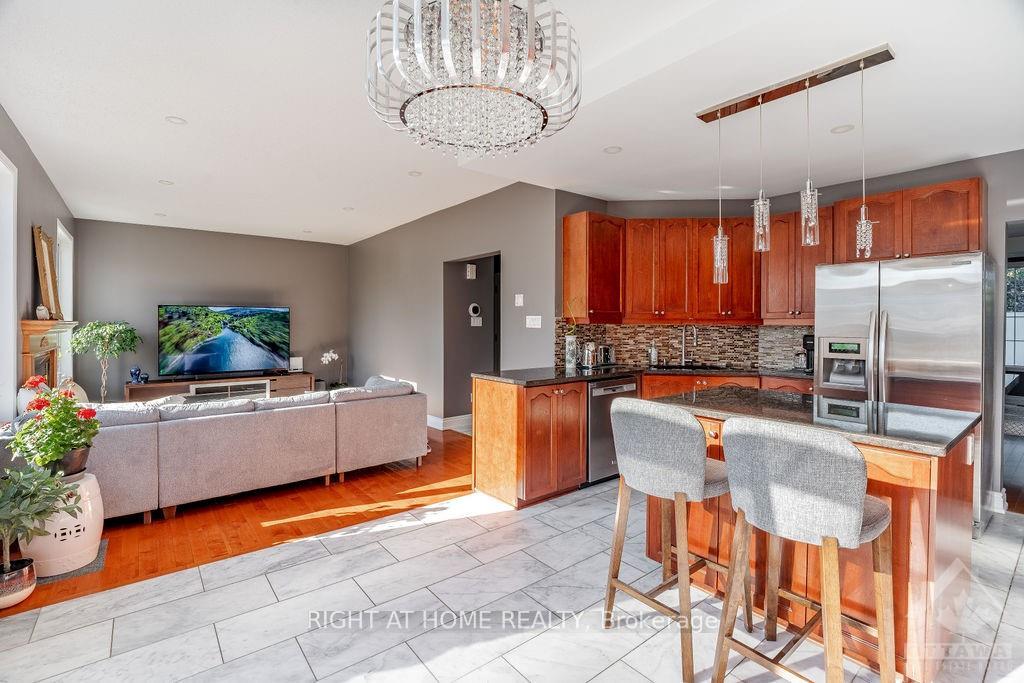 Photo 3 of 137 Ballance Drive, Ottawa, Avalon East — HOMEH