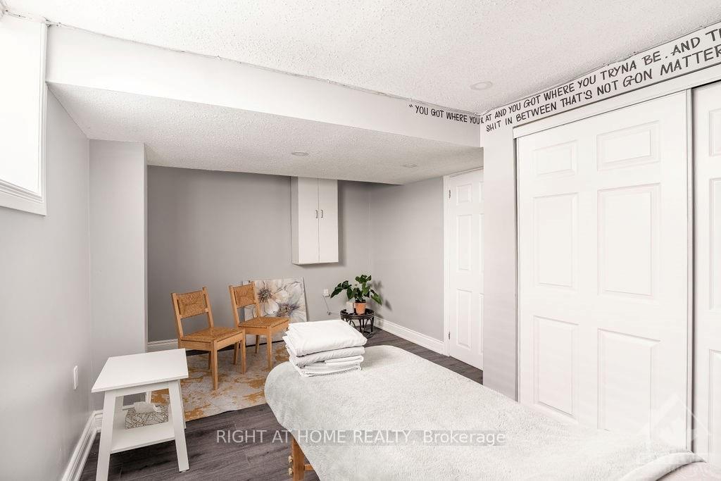 Photo 17 of 137 Ballance Drive, Ottawa, Avalon East — HOMEH