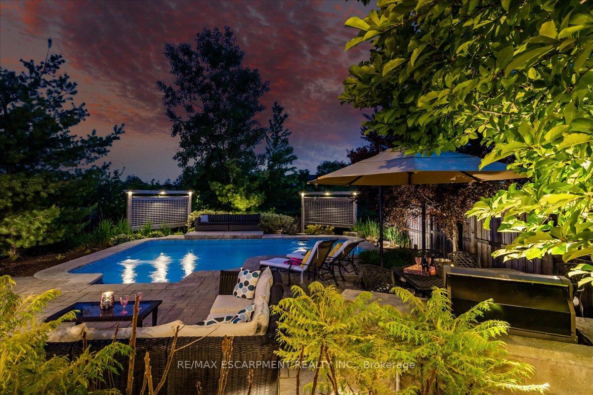 Photo 2 of 320 Wrigglesworth Crescent, Milton, Scott — HOMEH