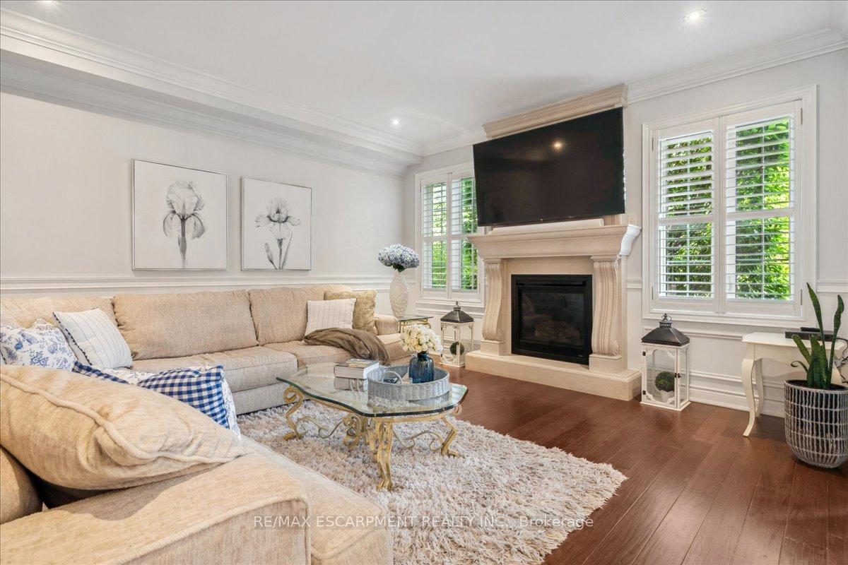 Photo 10 of 320 Wrigglesworth Crescent, Milton, Scott — HOMEH