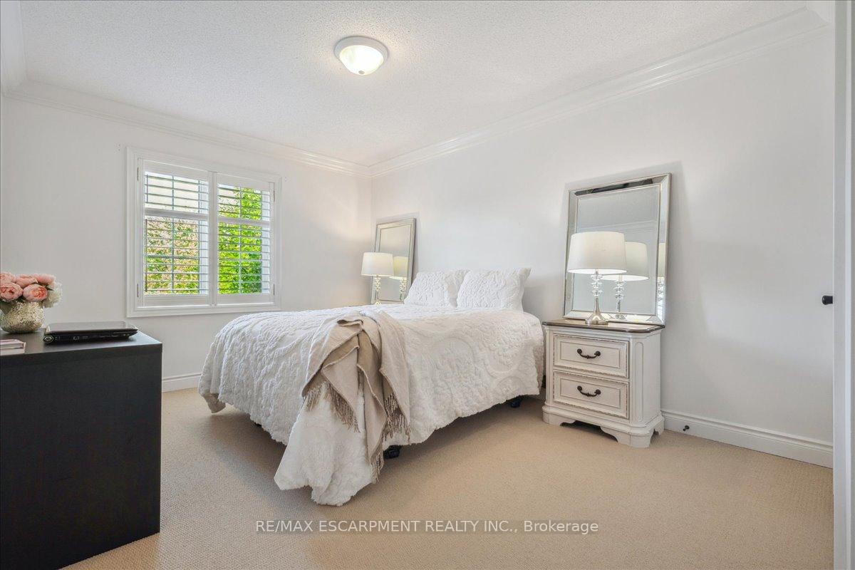 Photo 20 of 320 Wrigglesworth Crescent, Milton, Scott — HOMEH