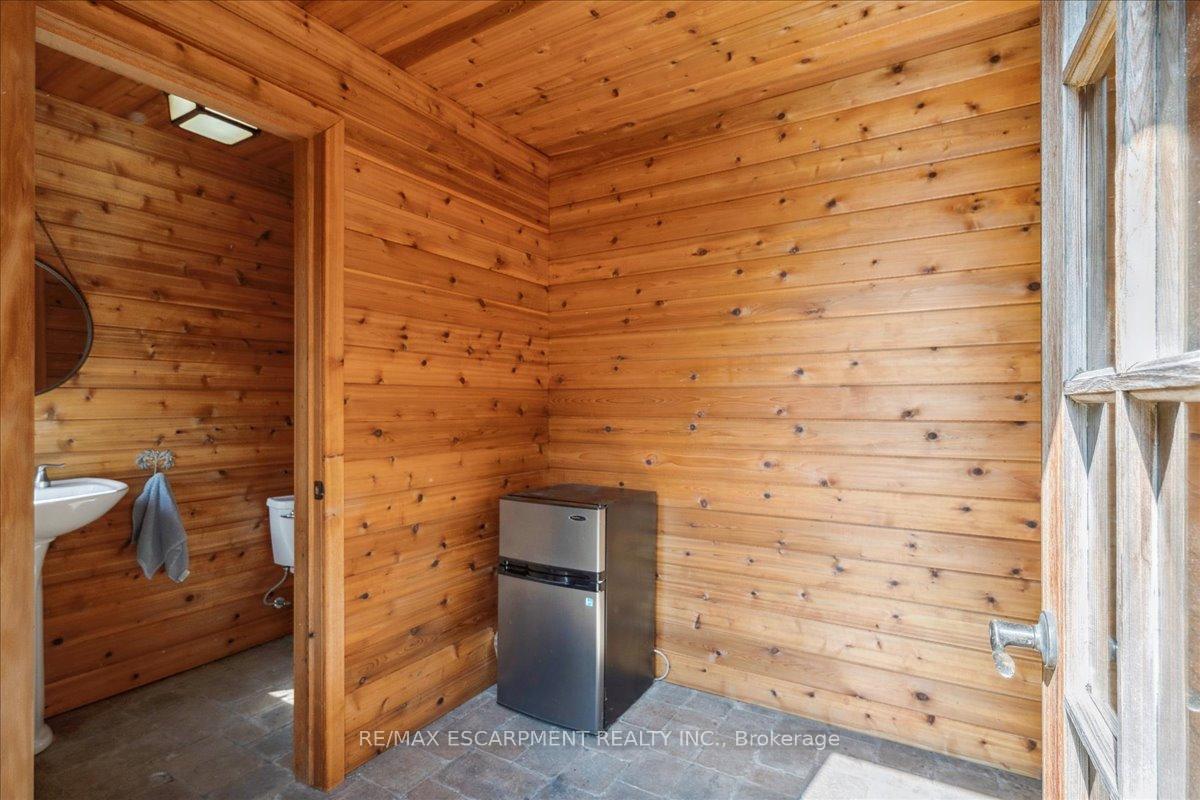 Photo 36 of 320 Wrigglesworth Crescent, Milton, Scott — HOMEH
