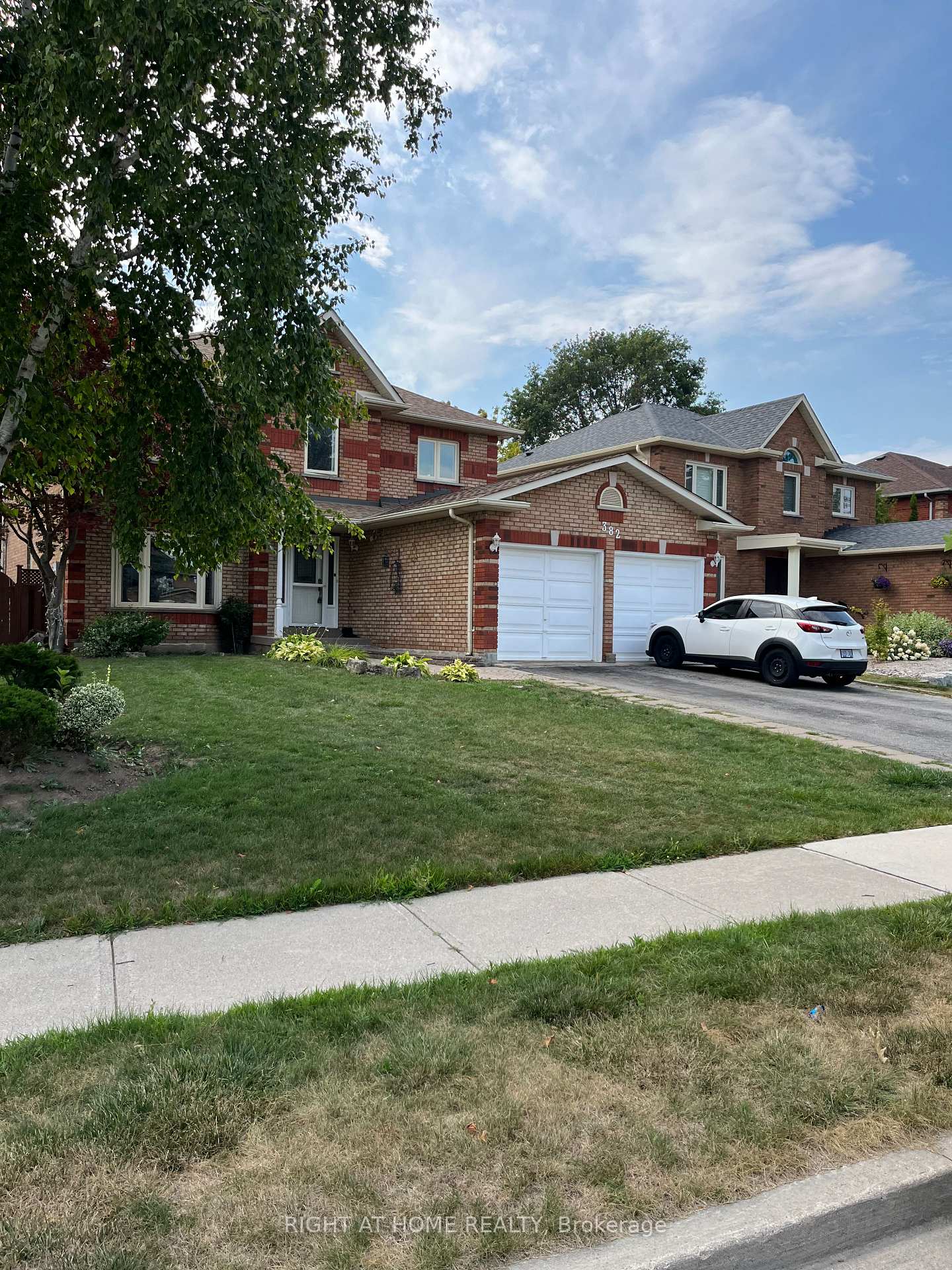 Photo 2 of Unit Main & Upper, 382 Chambers Crescent, Newmarket, Armitage — HOMEH