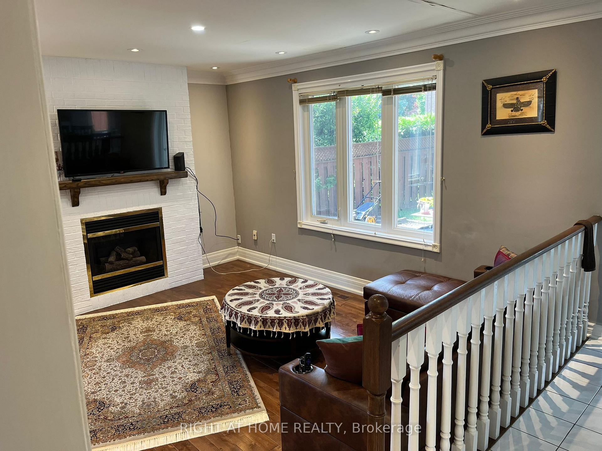 Photo 3 of Unit Main & Upper, 382 Chambers Crescent, Newmarket, Armitage — HOMEH
