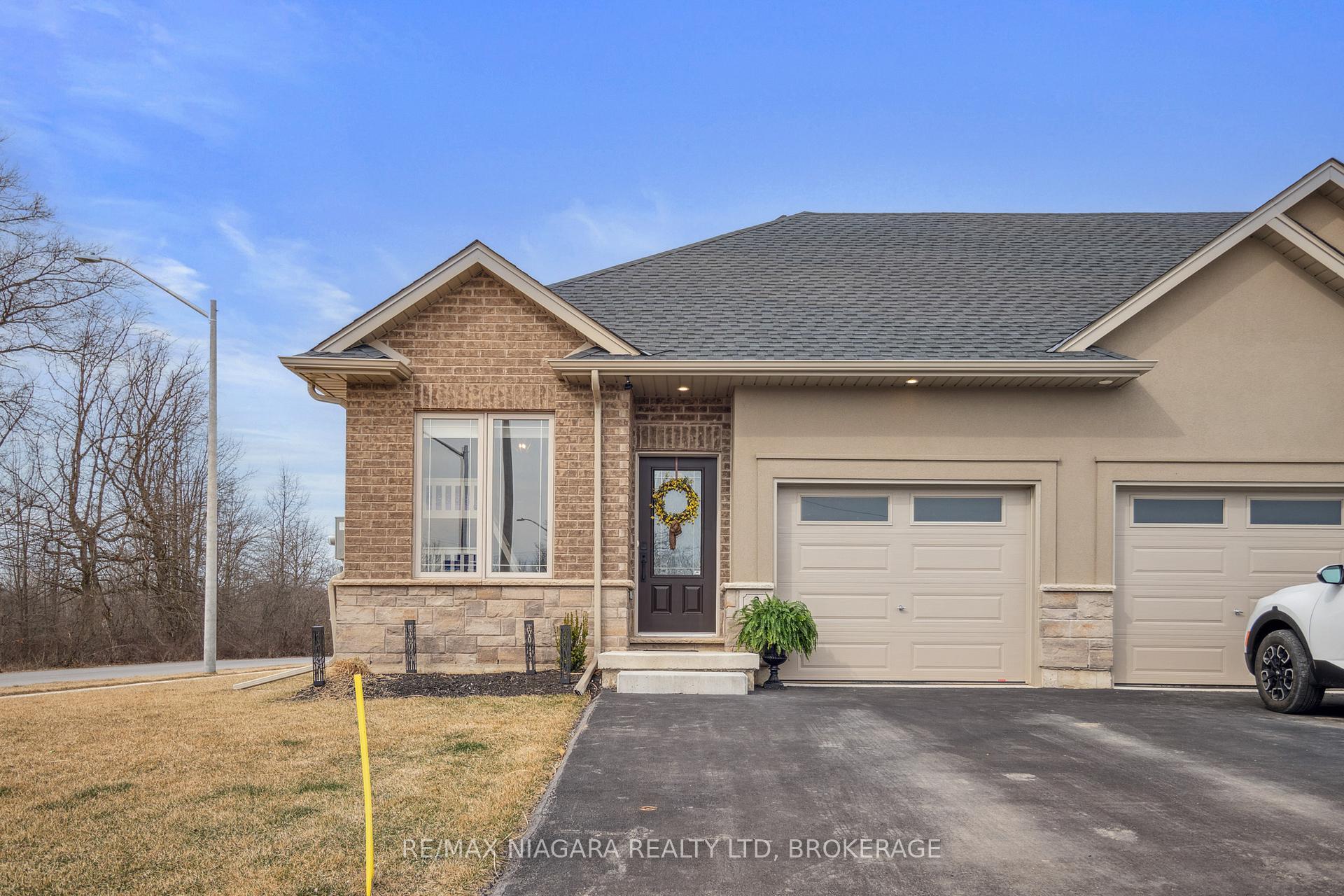 Photo 1 of 3 Austin Drive, Pelham, Fenwick — HOMEH