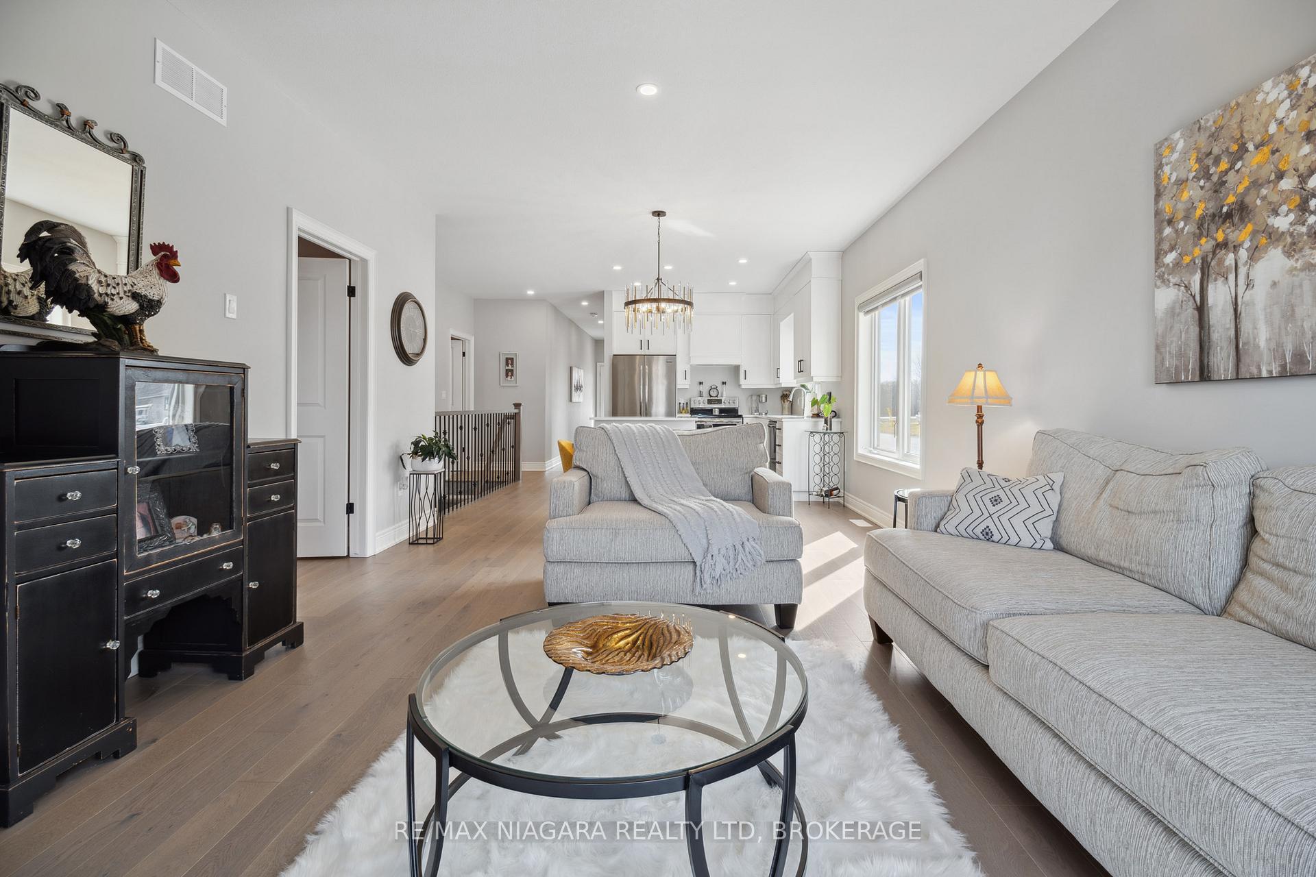 Photo 9 of 3 Austin Drive, Pelham, Fenwick — HOMEH