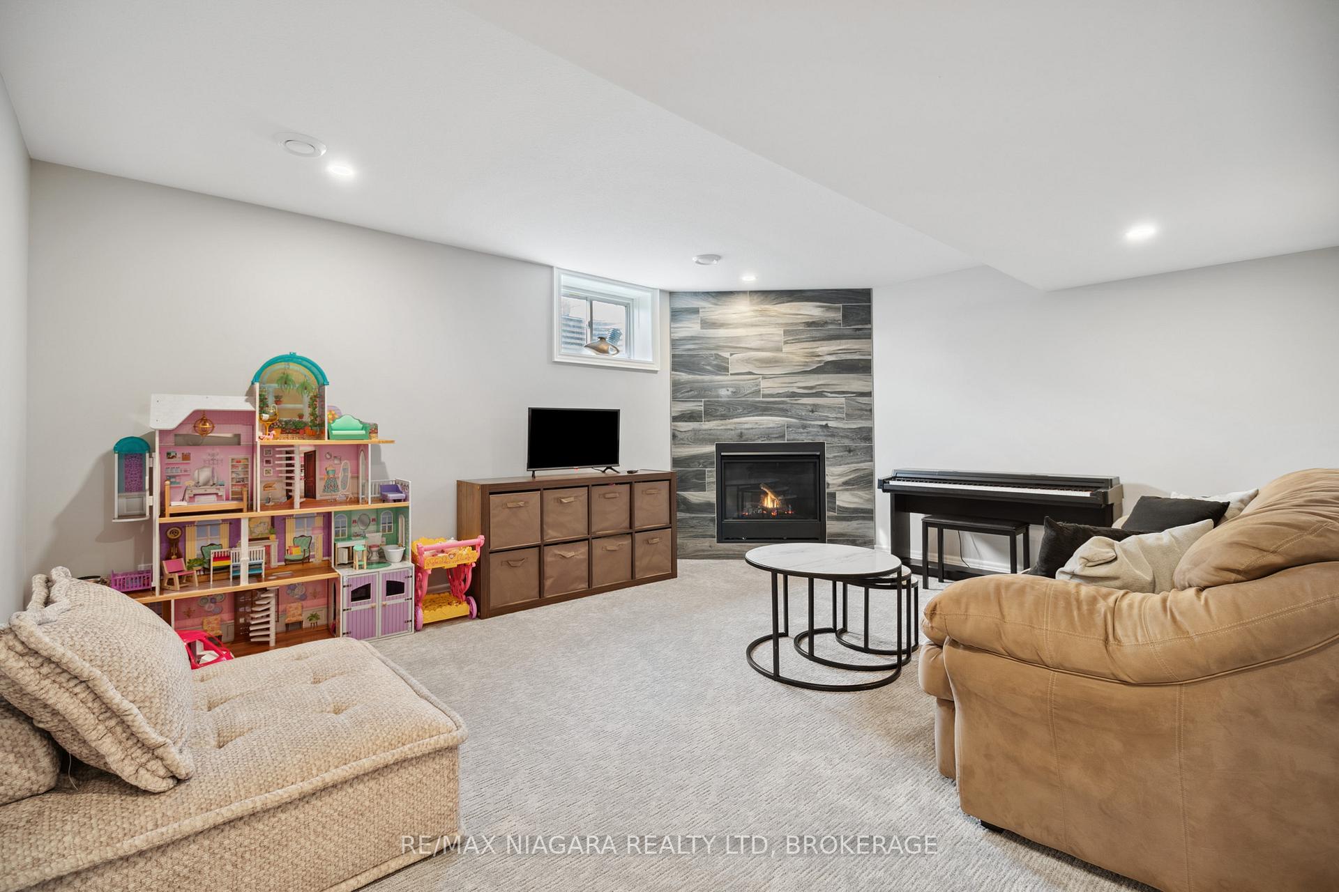 Photo 19 of 3 Austin Drive, Pelham, Fenwick — HOMEH