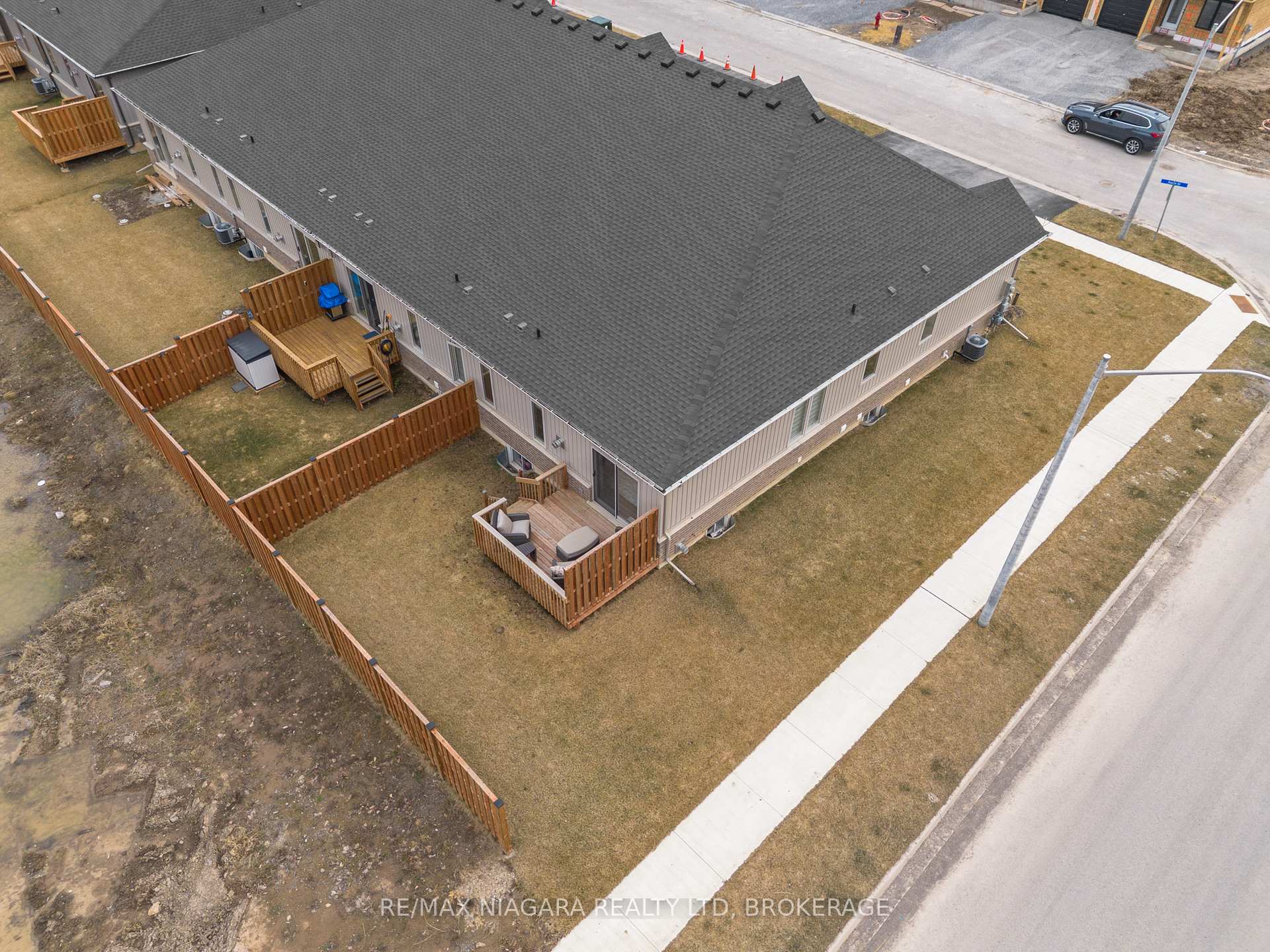 Photo 29 of 3 Austin Drive, Pelham, Fenwick — HOMEH