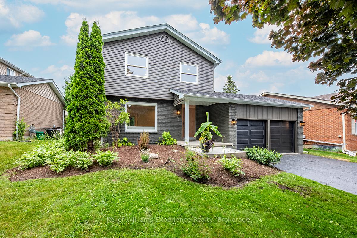 Front of 14 Mariposa Drive