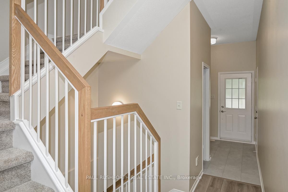 Photo 3 of 611 Aquaview Drive, Ottawa, Avalon East — HOMEH