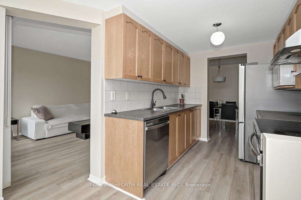 Photo 10 of 611 Aquaview Drive, Ottawa, Avalon East — HOMEH