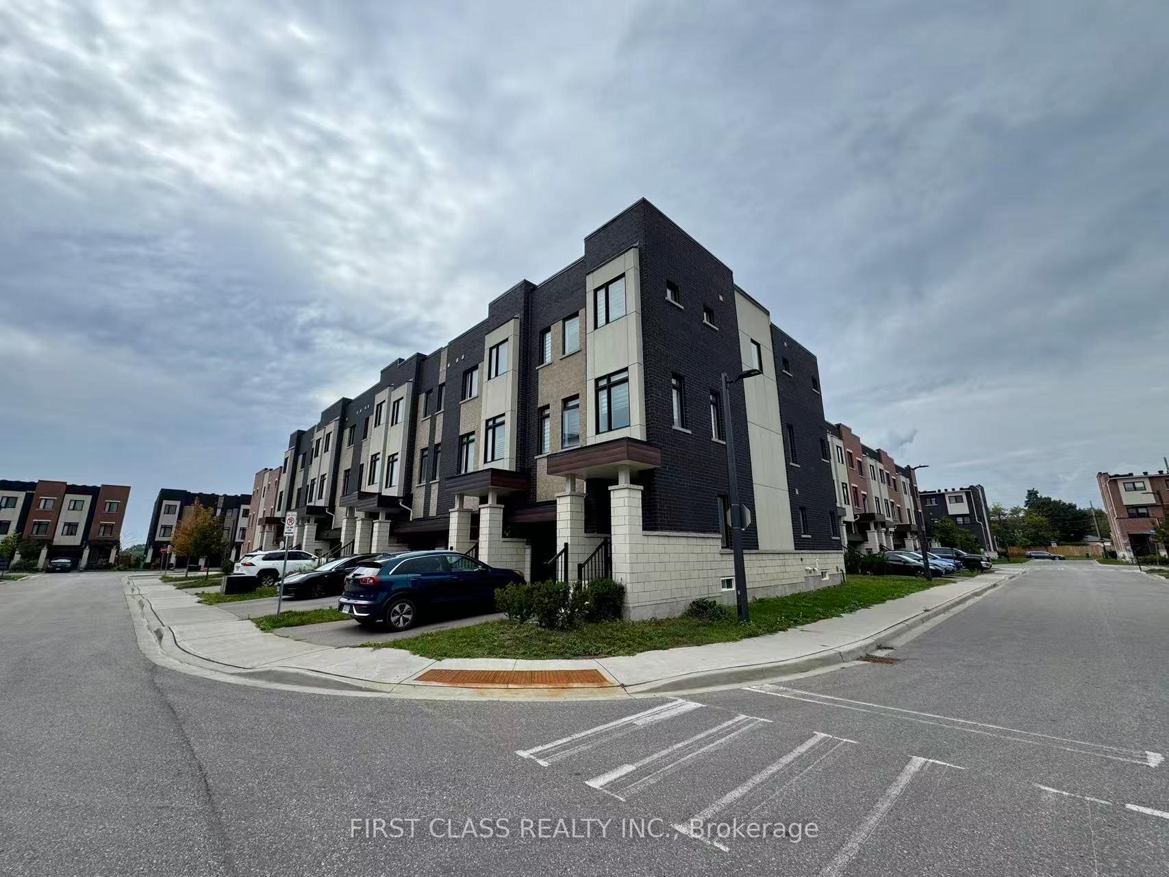 Photo 1 of 953 Kicking Horse Path, Oshawa, McLaughlin — HOMEH