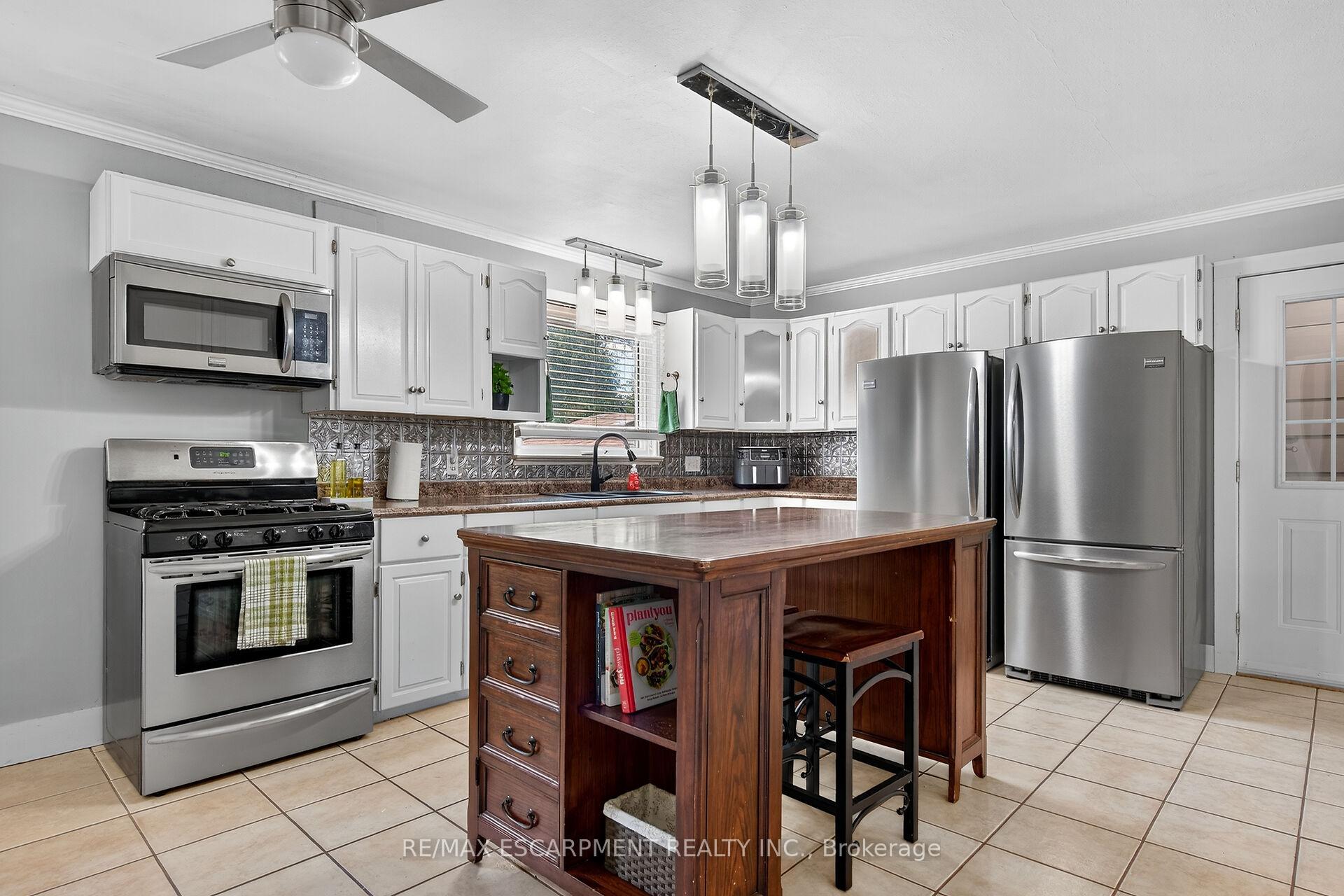 Photo 14 of 126 Wilson Drive, Norfolk, Simcoe — HOMEH