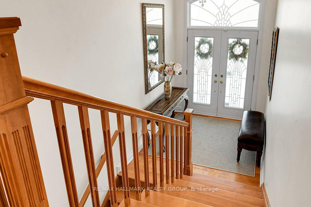 Photo 8 of 2680 Pierrette Drive, Ottawa, Cumberland Estates — HOMEH