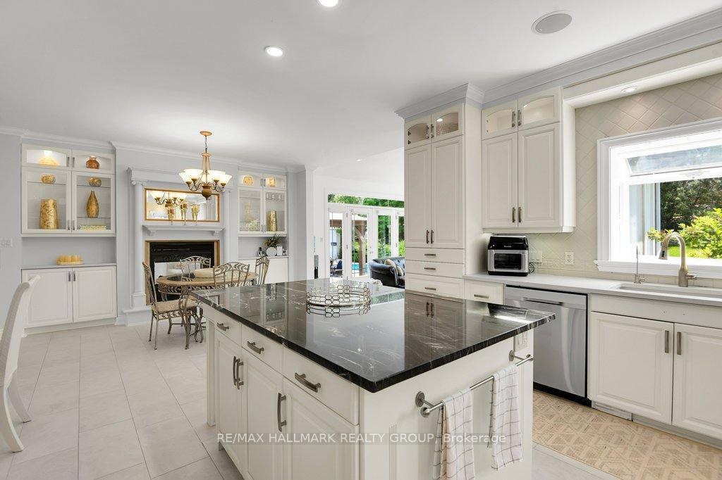 Photo 9 of 2680 Pierrette Drive, Ottawa, Cumberland Estates — HOMEH
