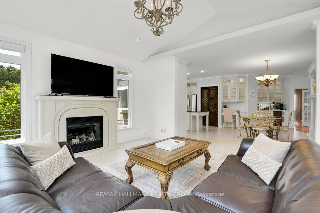 Photo 16 of 2680 Pierrette Drive, Ottawa, Cumberland Estates — HOMEH