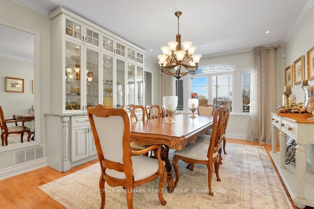Photo 19 of 2680 Pierrette Drive, Ottawa, Cumberland Estates — HOMEH