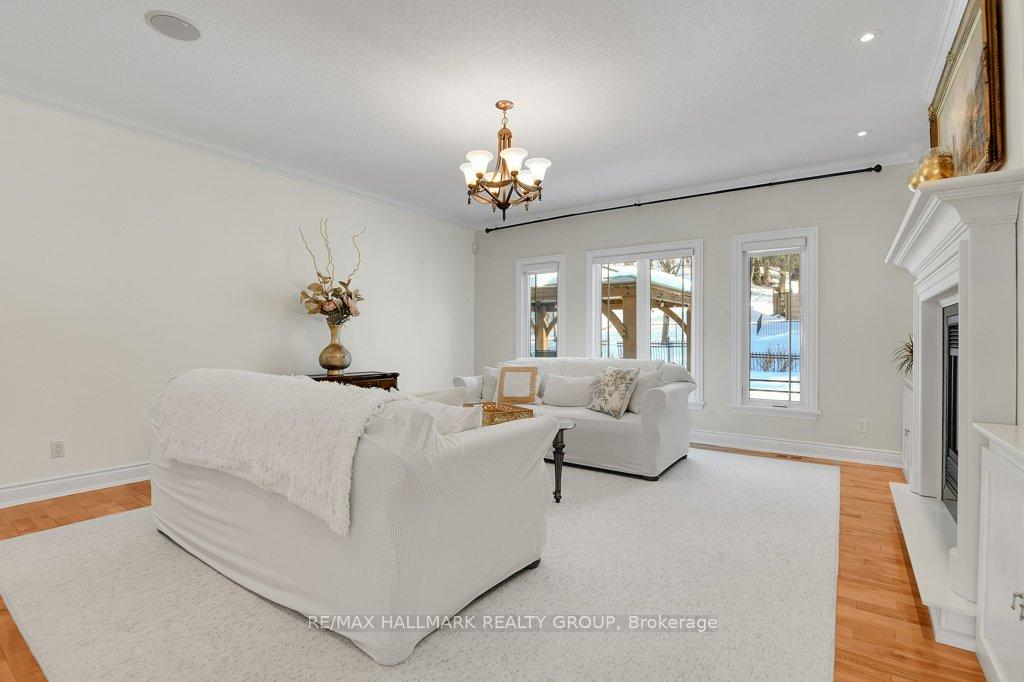 Photo 21 of 2680 Pierrette Drive, Ottawa, Cumberland Estates — HOMEH
