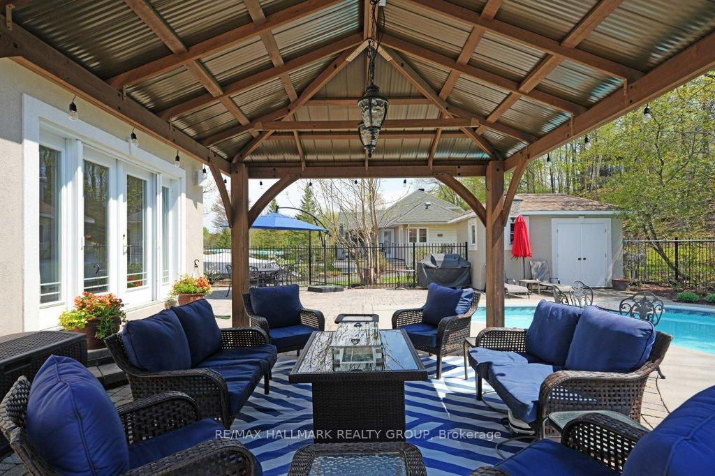Photo 36 of 2680 Pierrette Drive, Ottawa, Cumberland Estates — HOMEH