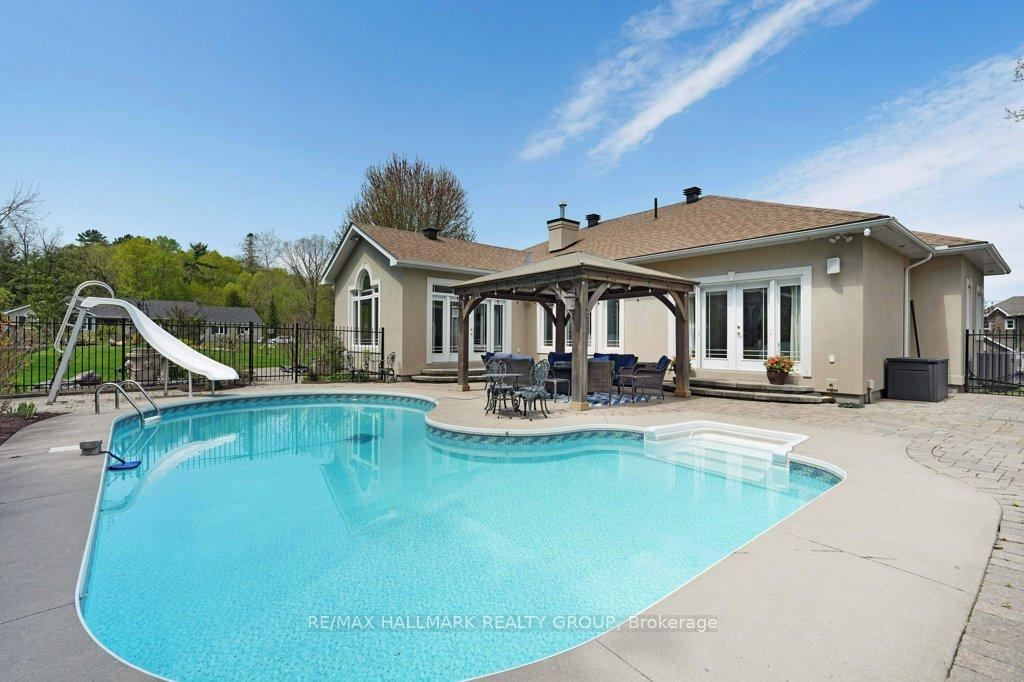 Photo 41 of 2680 Pierrette Drive, Ottawa, Cumberland Estates — HOMEH