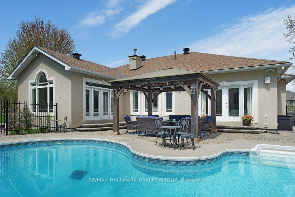 Photo 42 of 2680 Pierrette Drive, Ottawa, Cumberland Estates — HOMEH
