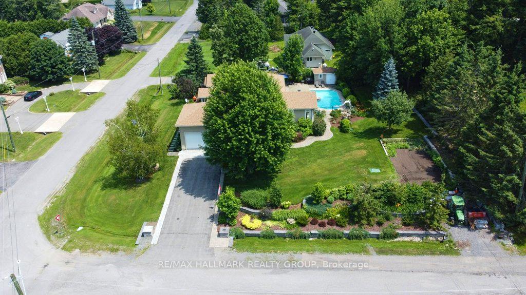 Photo 47 of 2680 Pierrette Drive, Ottawa, Cumberland Estates — HOMEH