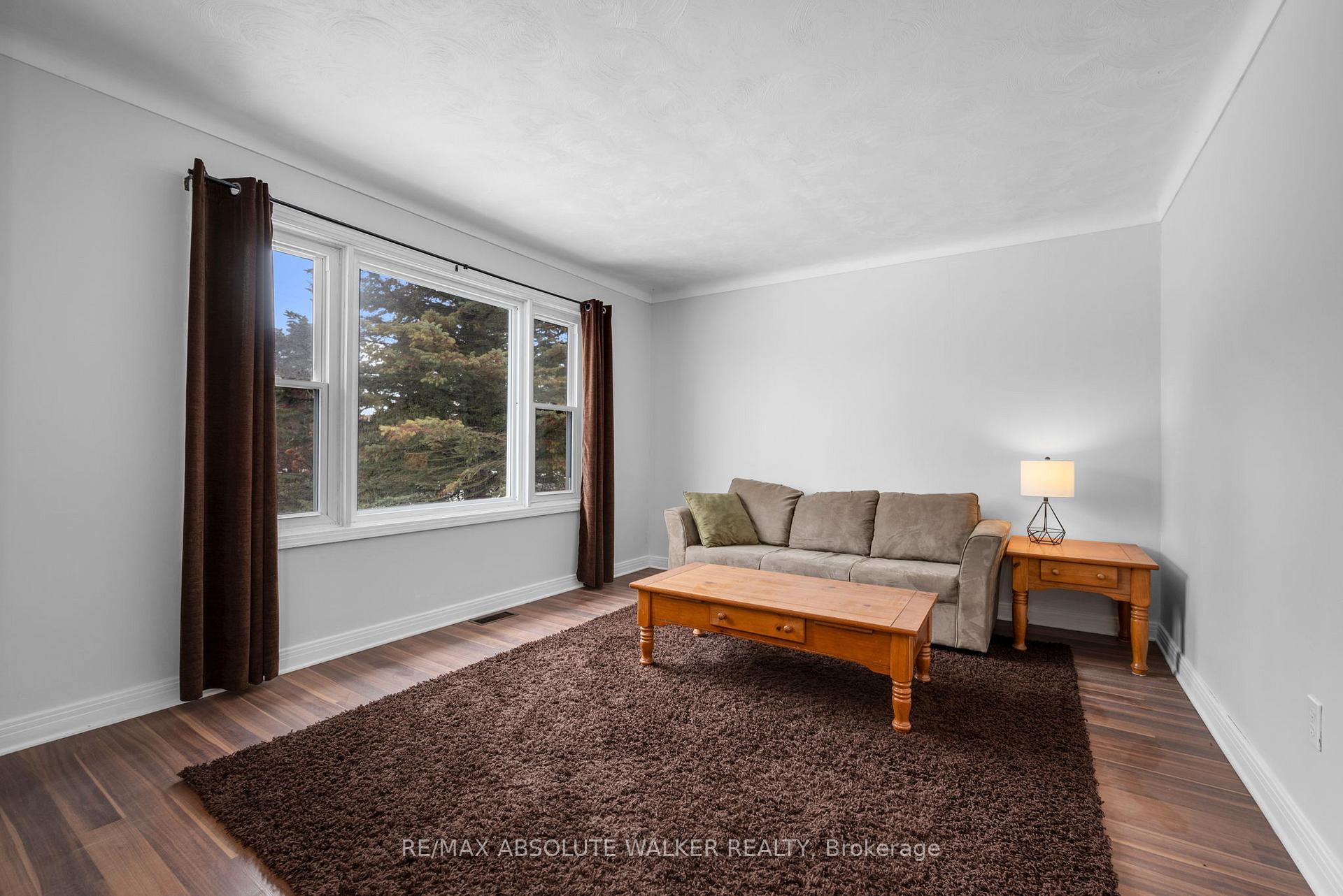 Photo 4 of 3573 Navan Road, Ottawa, Mer Bleue/Bradley Estates/Anderson Park — HOMEH