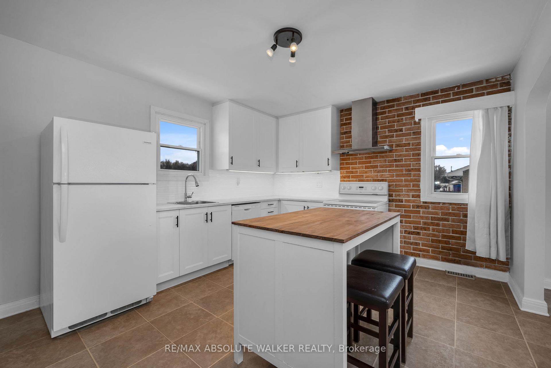 Photo 6 of 3573 Navan Road, Ottawa, Mer Bleue/Bradley Estates/Anderson Park — HOMEH