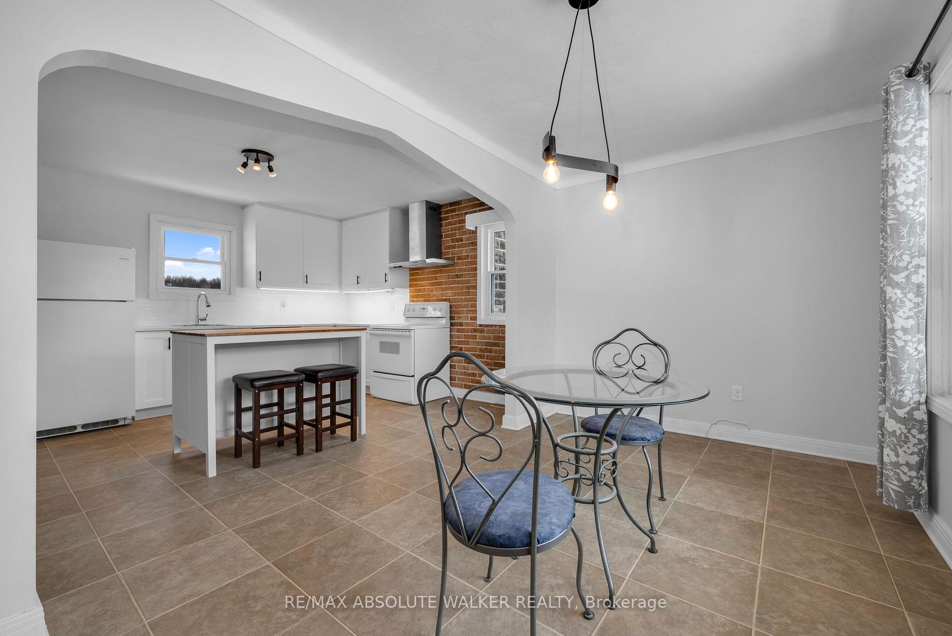 Photo 13 of 3573 Navan Road, Ottawa, Mer Bleue/Bradley Estates/Anderson Park — HOMEH