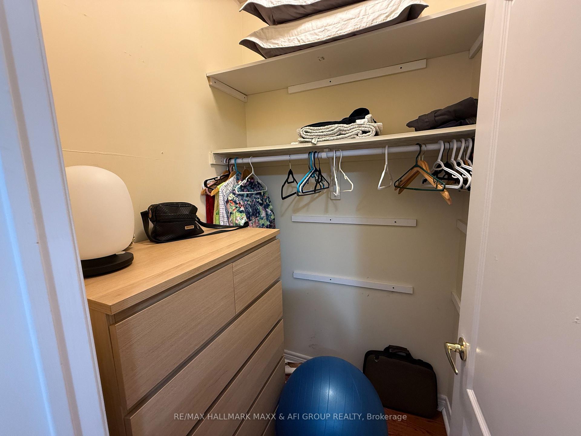 Photo 34 of 413 Nesbitt Road, Newmarket, Huron Heights-Leslie Valley — HOMEH