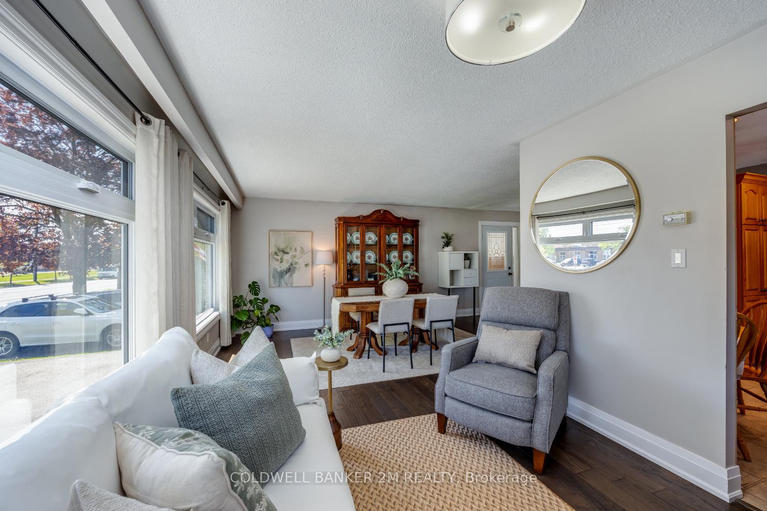 Photo 6 of 246 Harmony Road N, Oshawa, Eastdale — HOMEH
