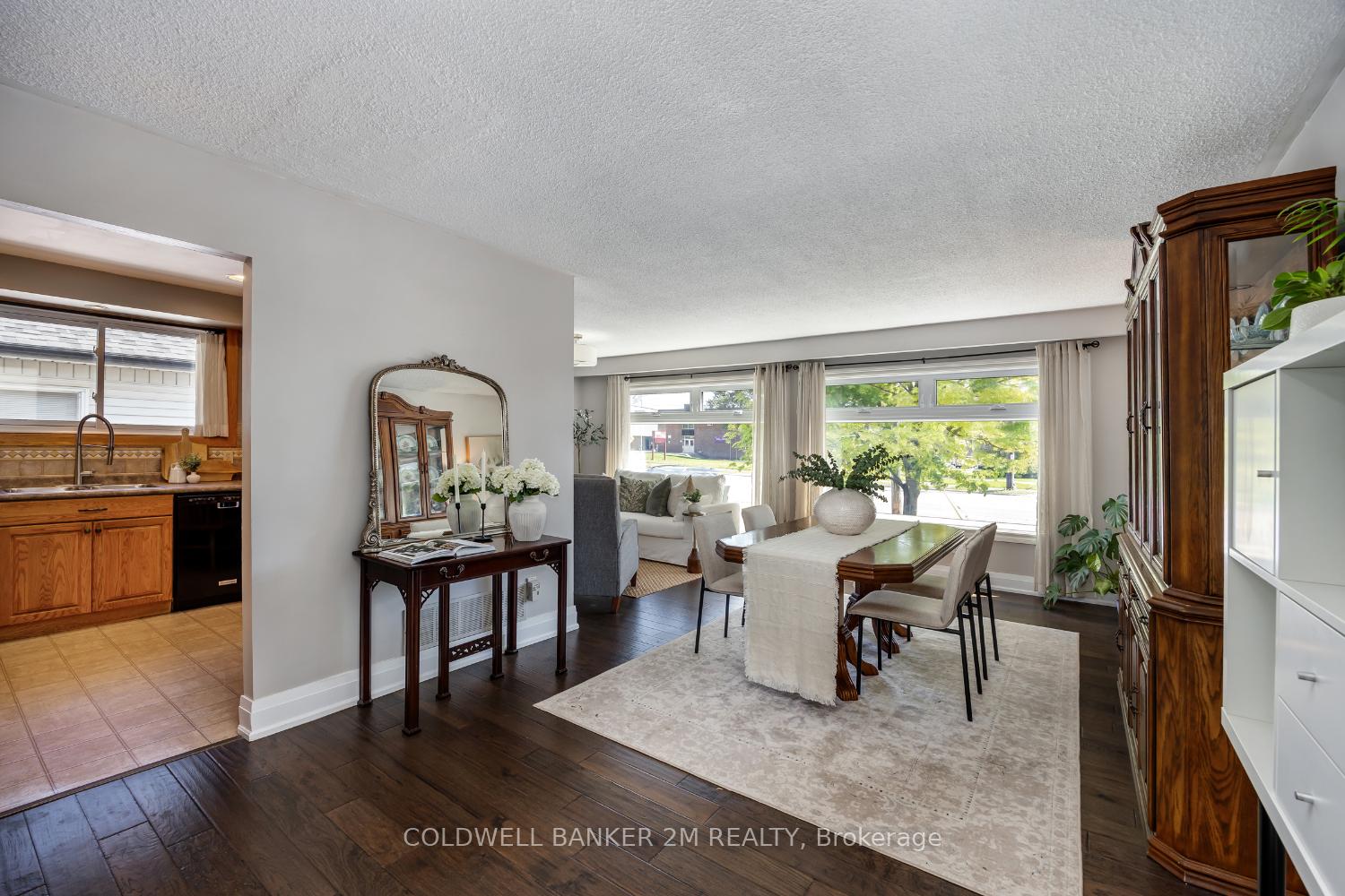 Photo 12 of 246 Harmony Road N, Oshawa, Eastdale — HOMEH