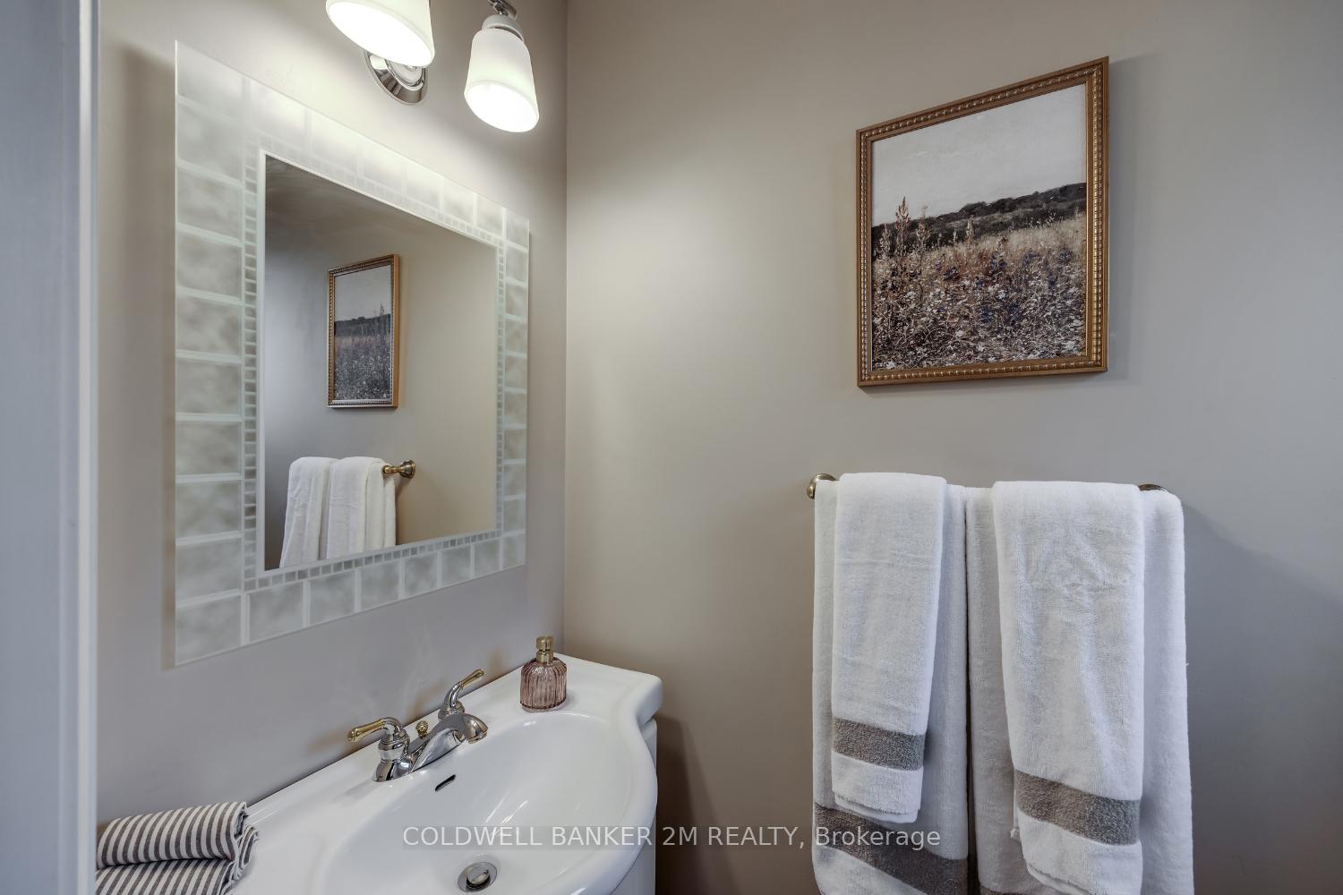 Photo 20 of 246 Harmony Road N, Oshawa, Eastdale — HOMEH