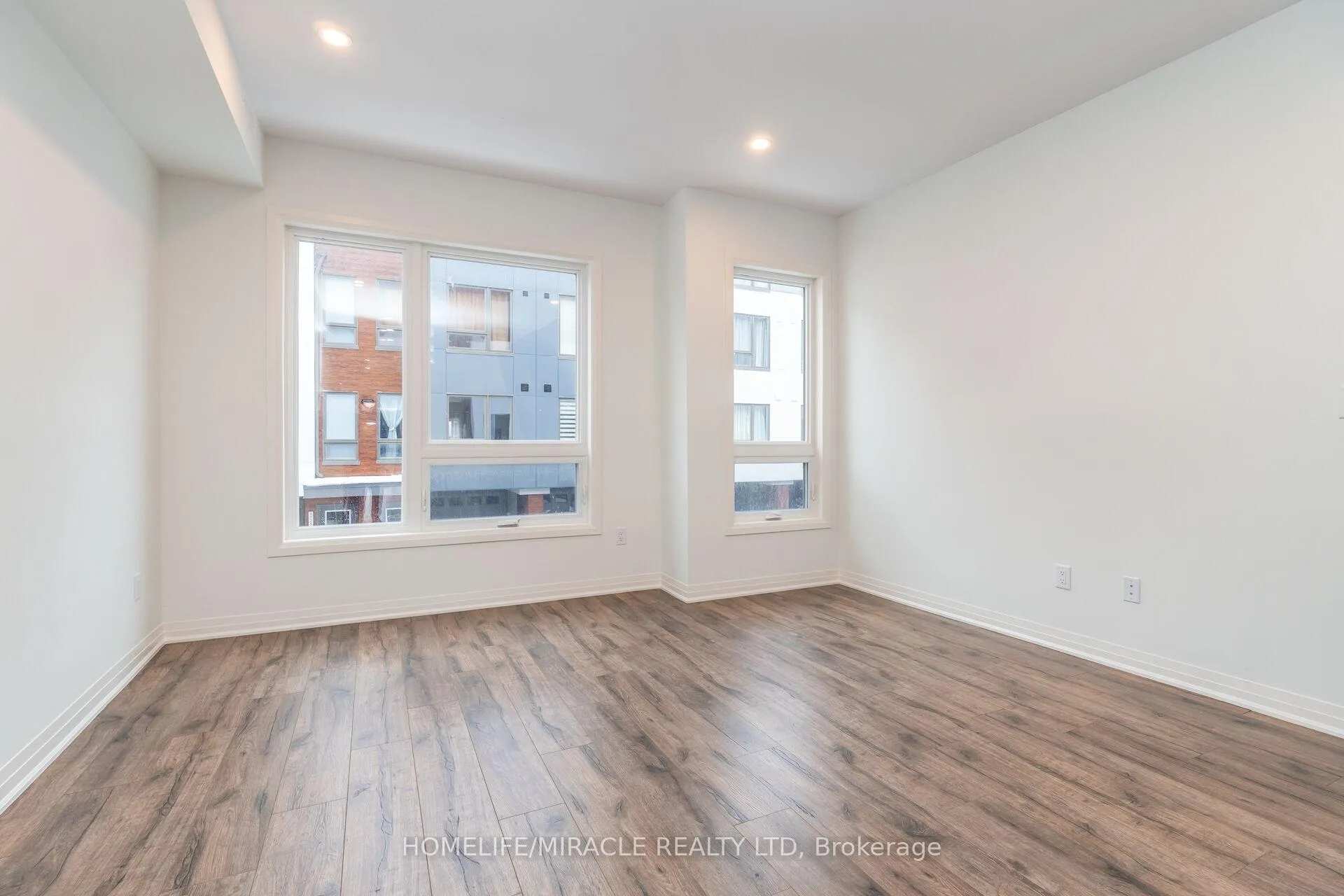 Photo 16 of 1724 Pleasure Valley Path, Oshawa, Samac — HOMEH