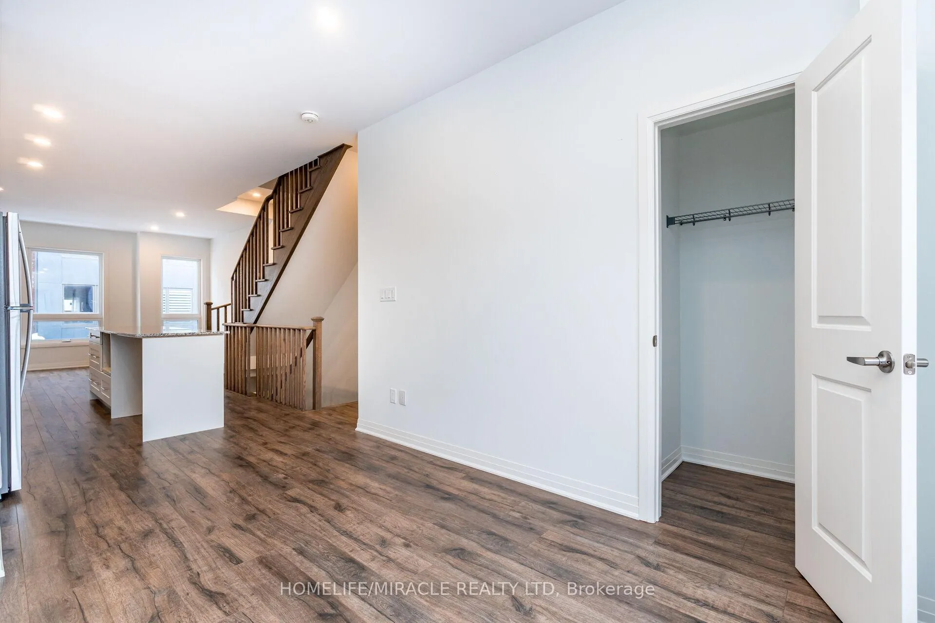 Photo 22 of 1724 Pleasure Valley Path, Oshawa, Samac — HOMEH