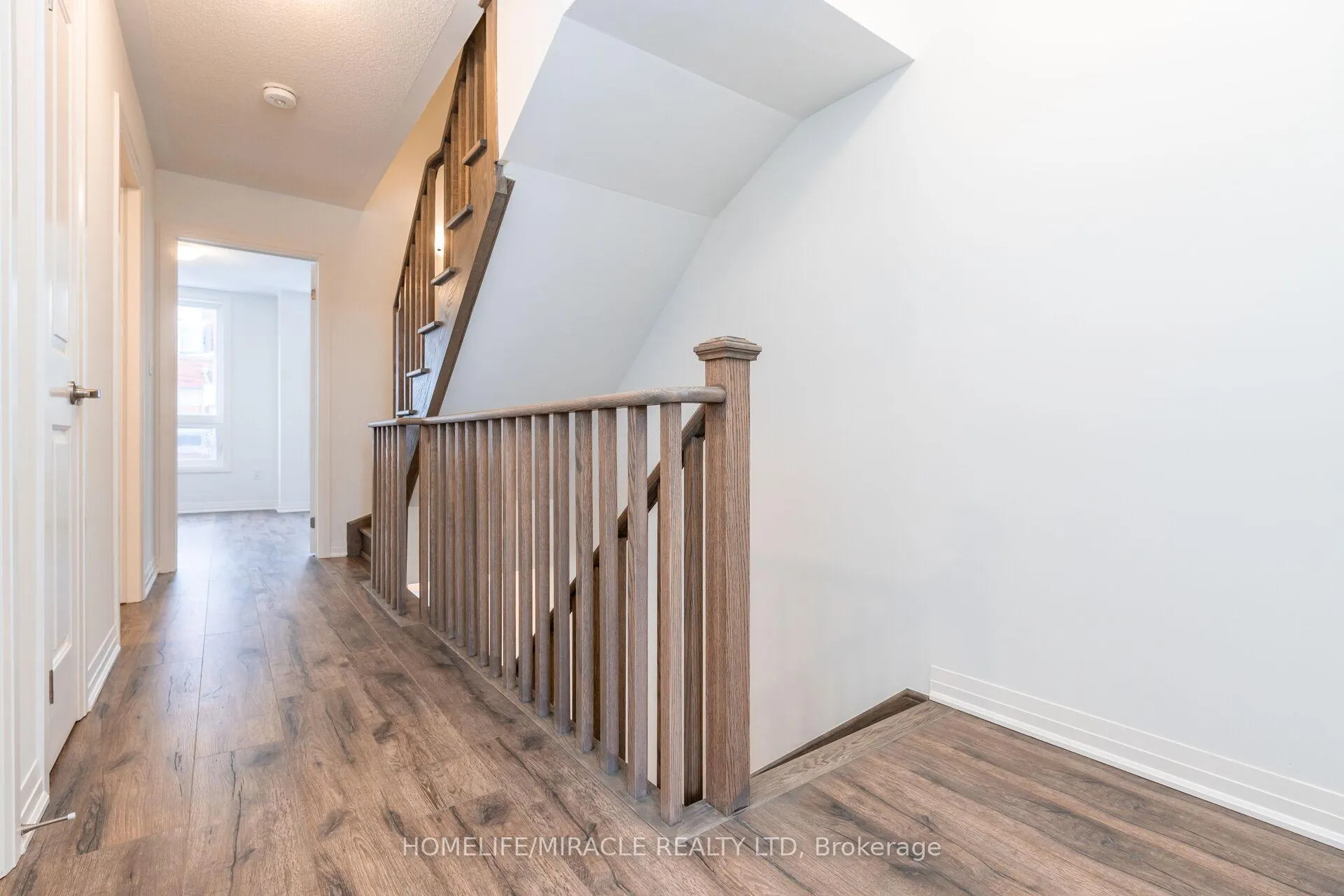 Photo 23 of 1724 Pleasure Valley Path, Oshawa, Samac — HOMEH