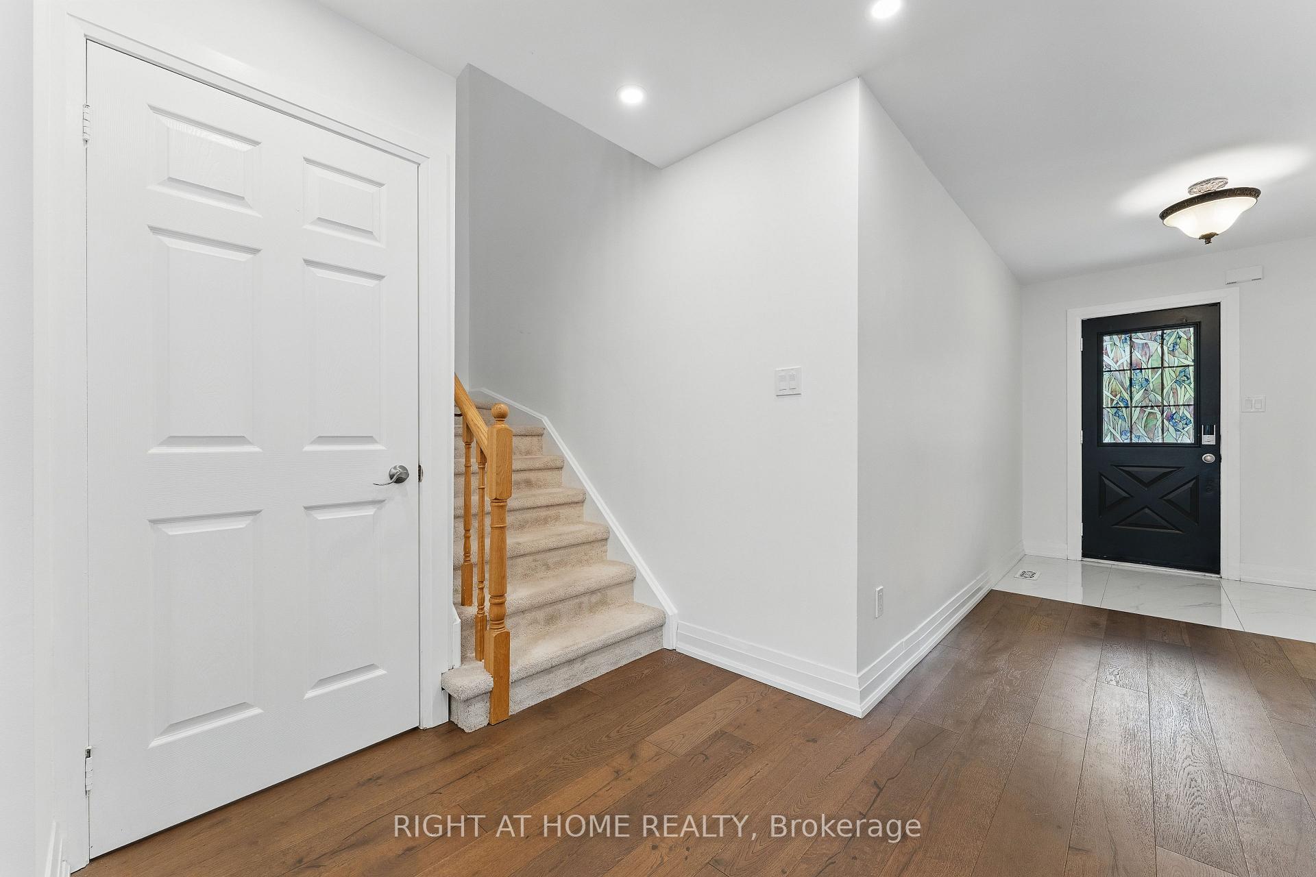 Photo 23 of 149 Coleridge Drive, Newmarket, Summerhill Estates — HOMEH